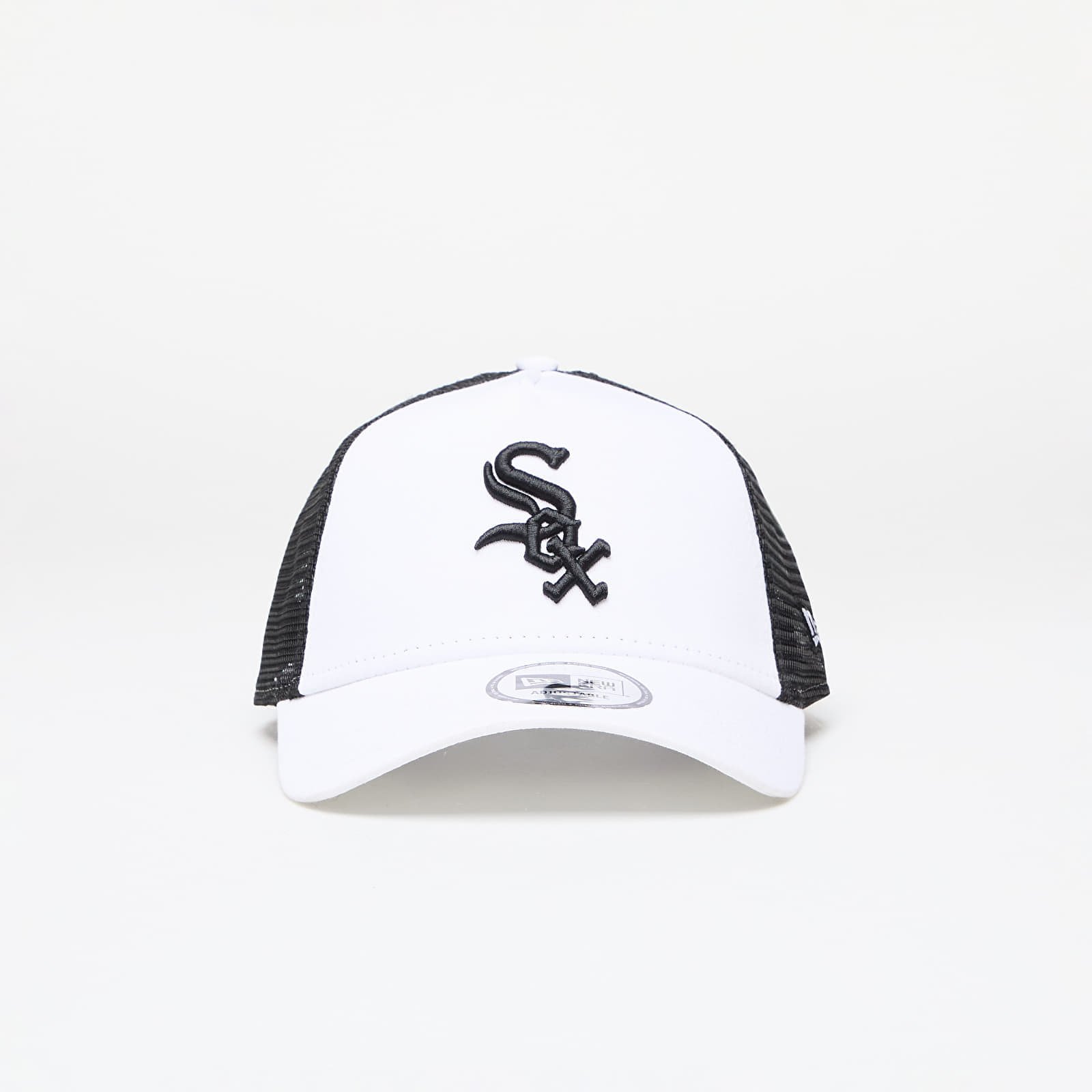 Chicago White Sox League Essential White Trucker Cap