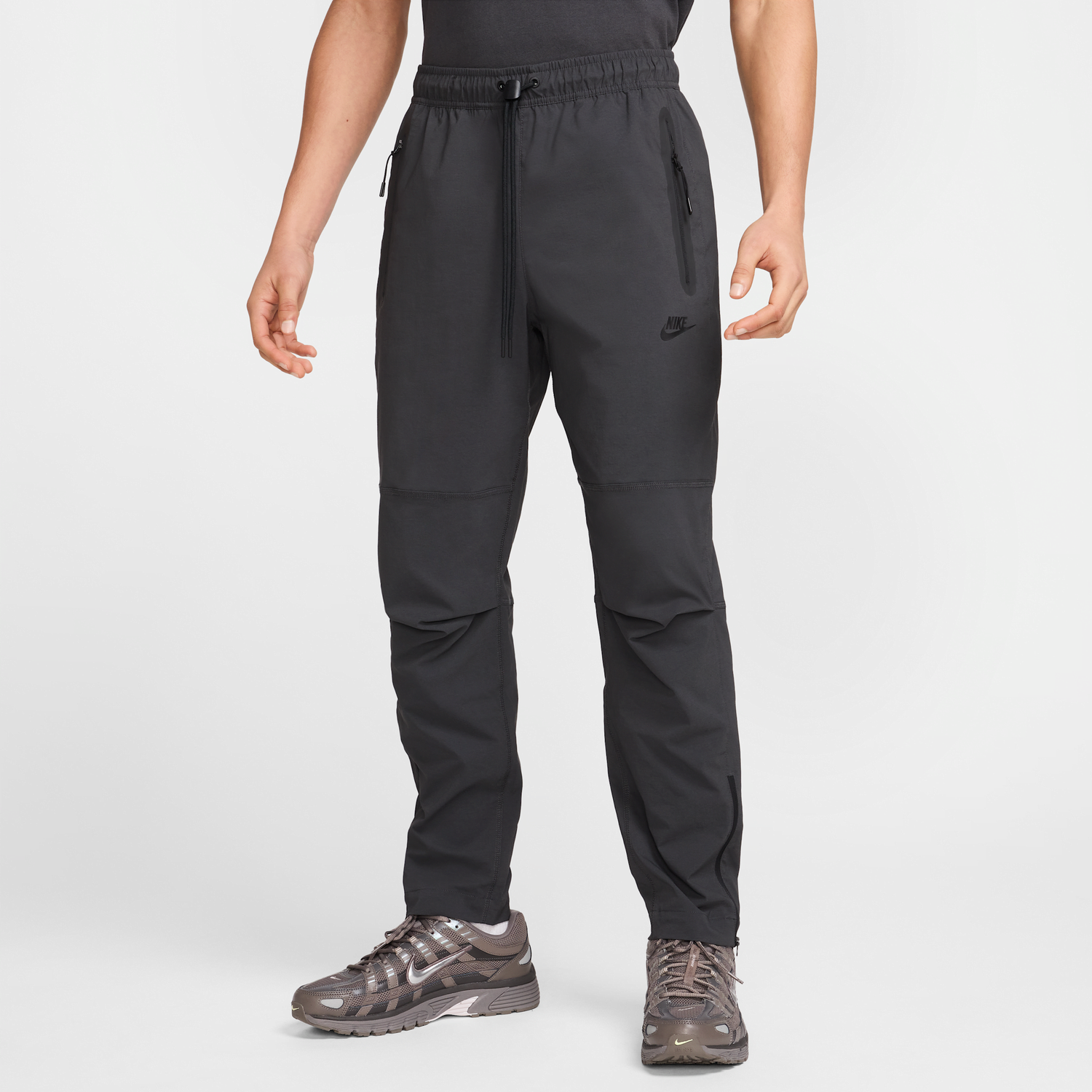Tepláky Nike Nike Tech Woven Pants Čierna | IB6663-060, 1