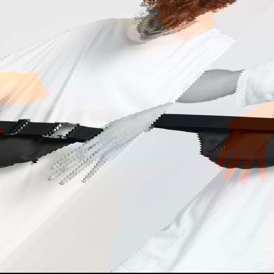 Ľadvinka Lacoste Waist Čierna | NH3317LV, 1