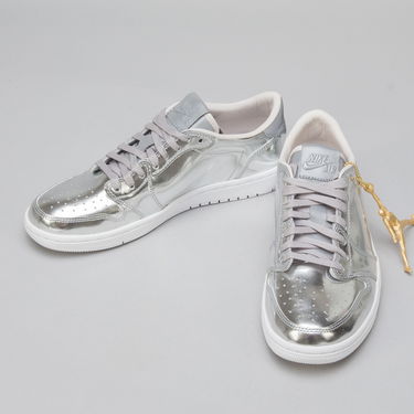 Tenisky a topánky Jordan Air Jordan 1 Retro Low OG Pinnacle "Metallic Silver" Metalická | 852549-003, 2