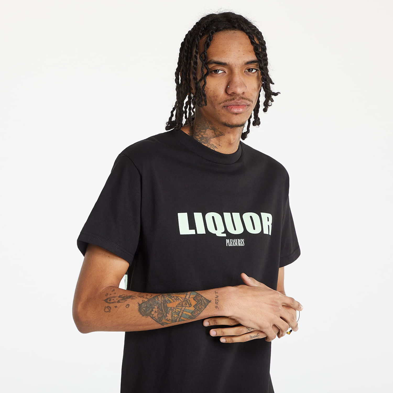 Tričko Pleasures Liquor T-Shirt Čierna | P22SP048 Black, 1