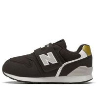 996