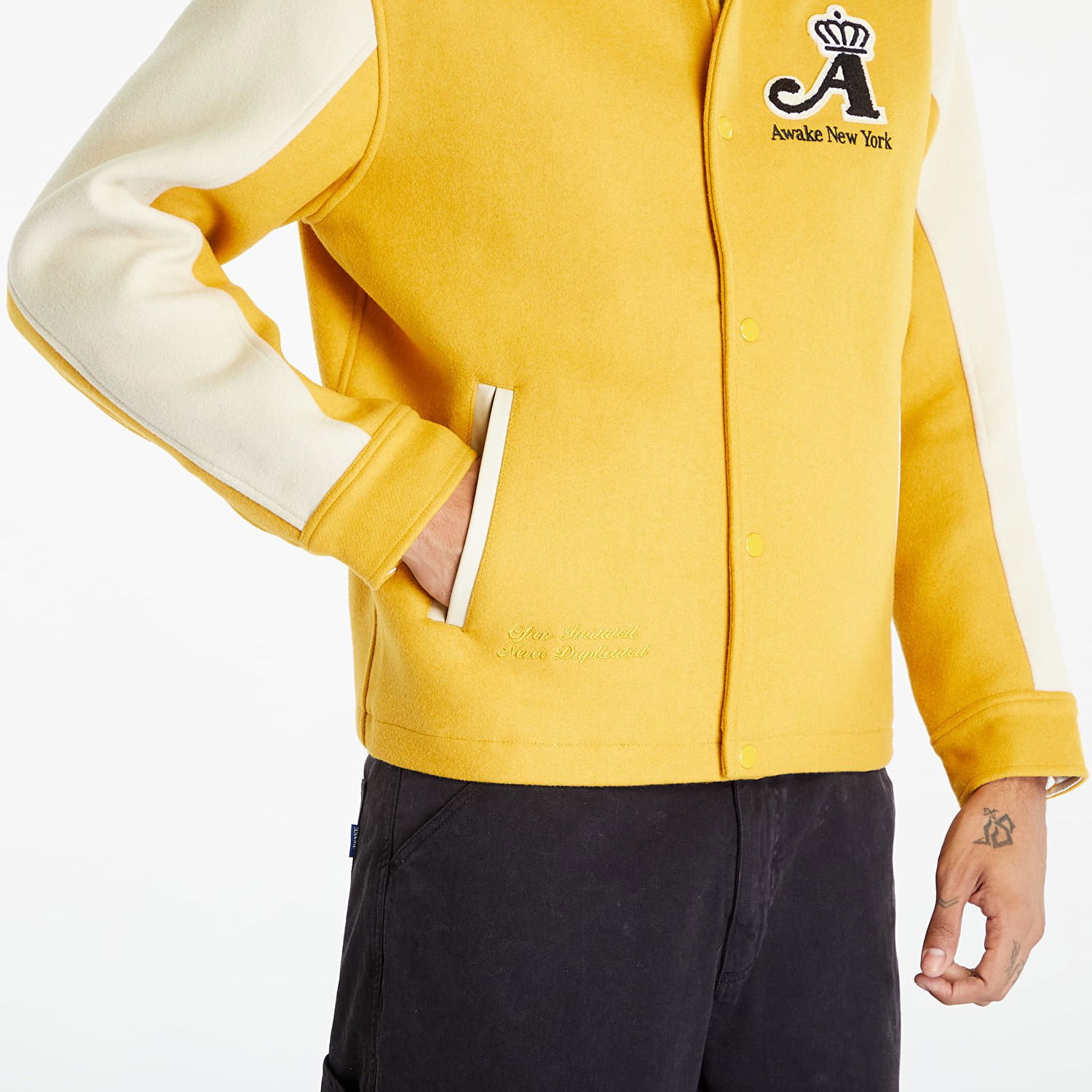 Bomber bunda Awake NY Awake NY Crown Embroidered Varsity Jacket Žltá | AWK-FW23-OT005-SAF, 1