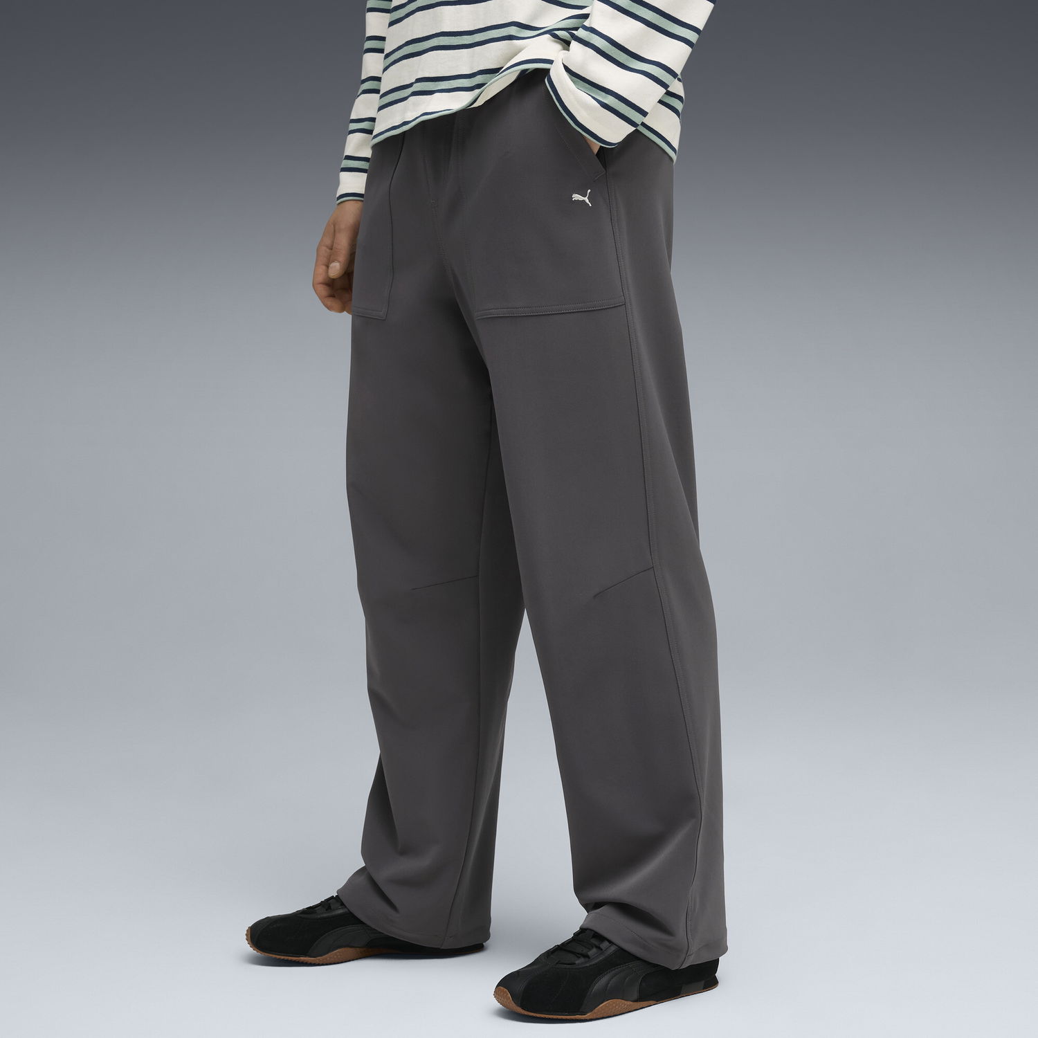 Nohavice a džínsy Puma MMQ Woven Pants Šedá | 632313_44, 1