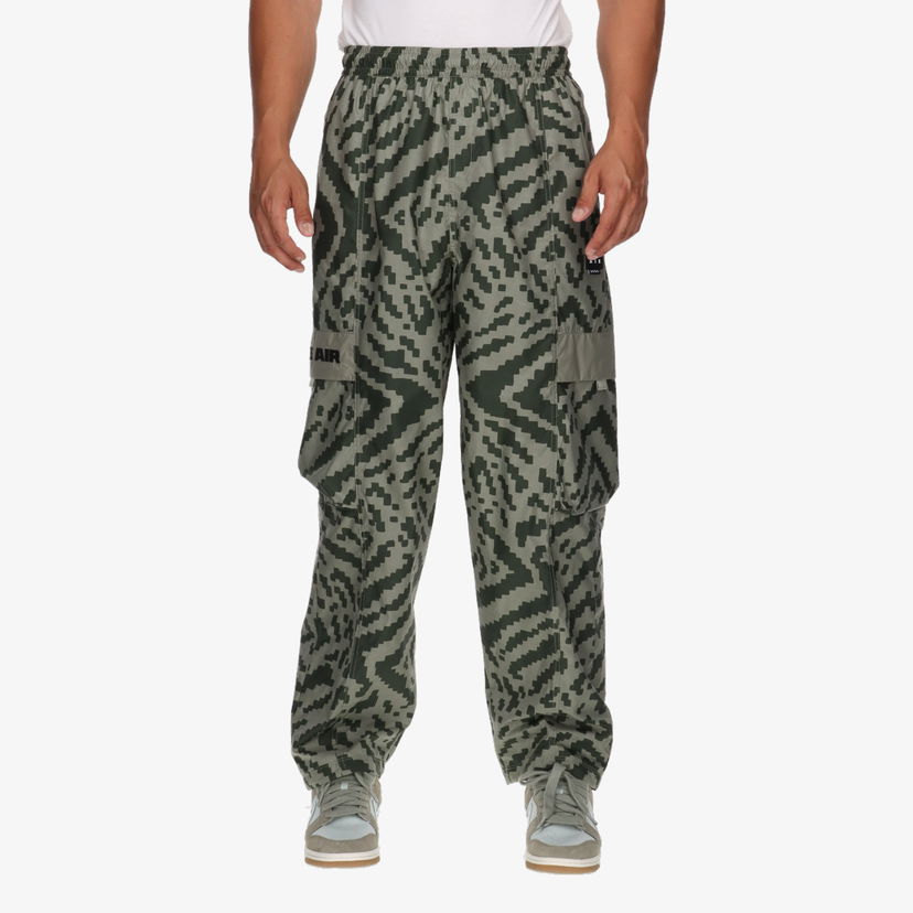 Cargo nohavice Nike Nike Air Woven Cargo Pants Zelené | HQ9468-320