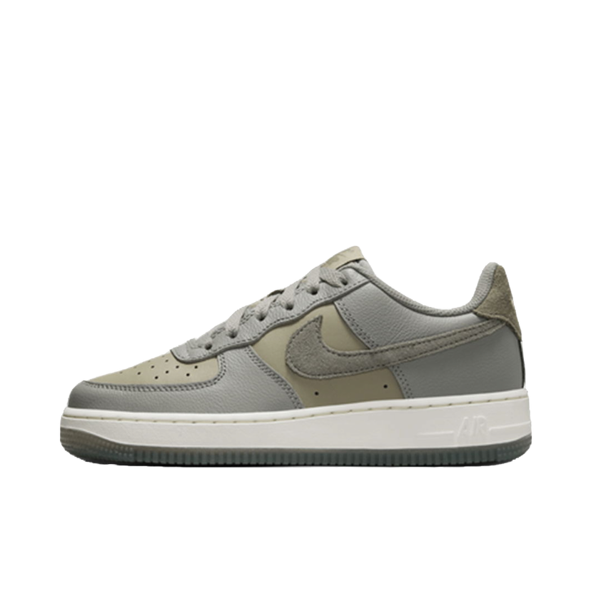 Tenisky a topánky Nike Air Force 1 LV8 Šedá | FQ6948-001