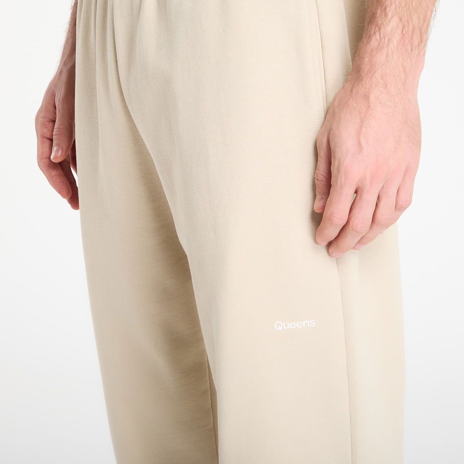 Tepláky Queens Essential Sweatpants Béžová | QNS_125, 1