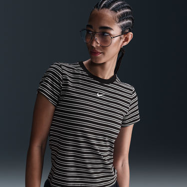 Tričko Nike Nike Sportswear Chill Knit Striped Slim-Fit T-Shirt Čierna | HF9524-010, 1
