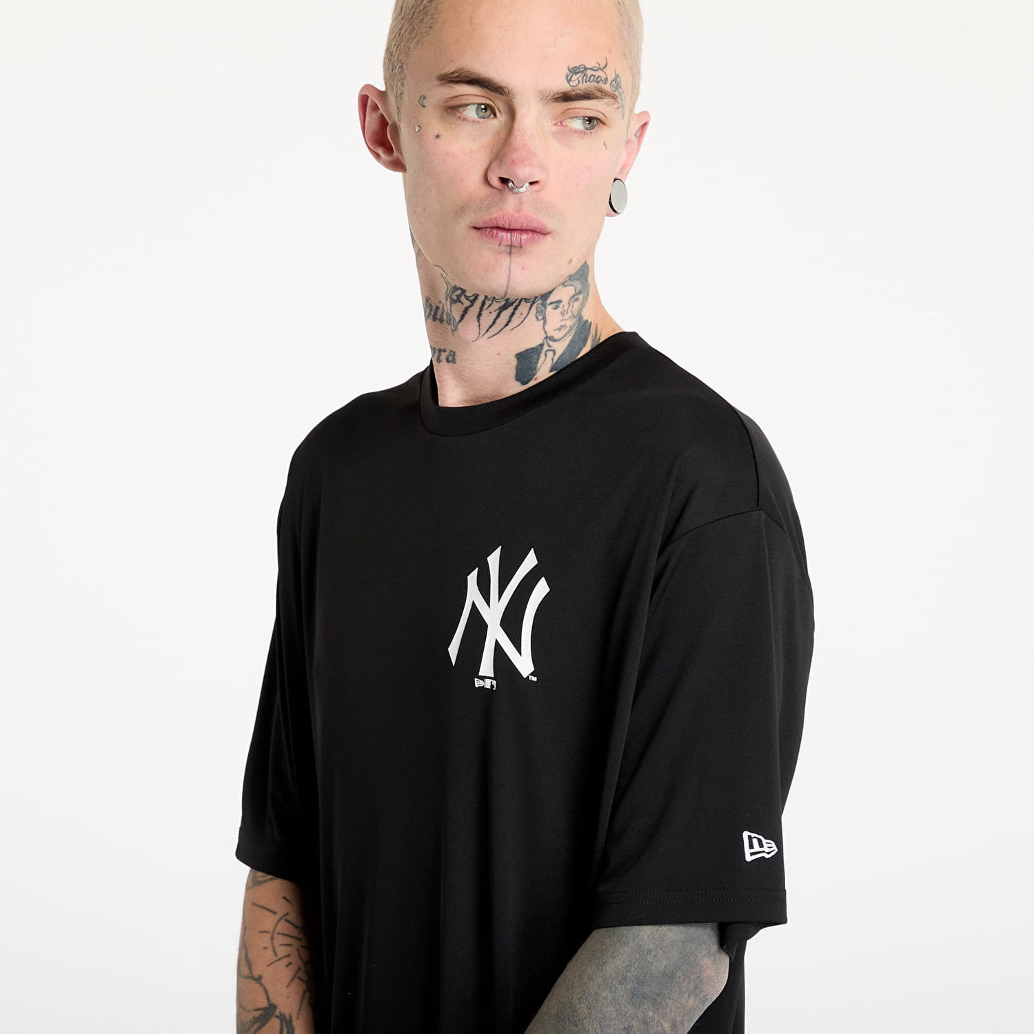 Tričko New Era New Era MLB League Essential New York Yankees T-Shirt Čierna | 60596365, 1