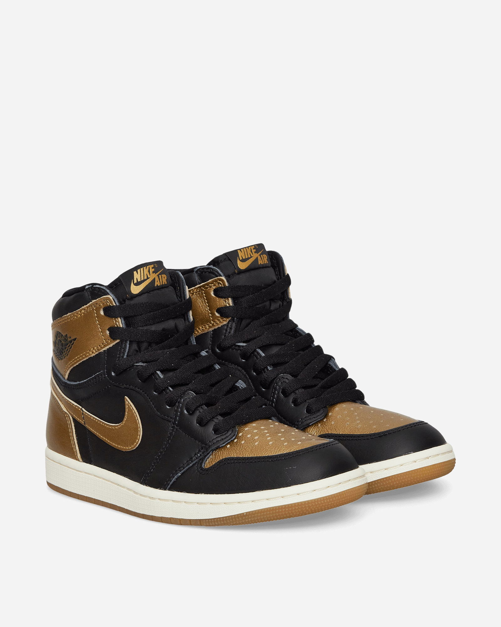 Air Jordan 1 High OG "Black & Metallic Gold"