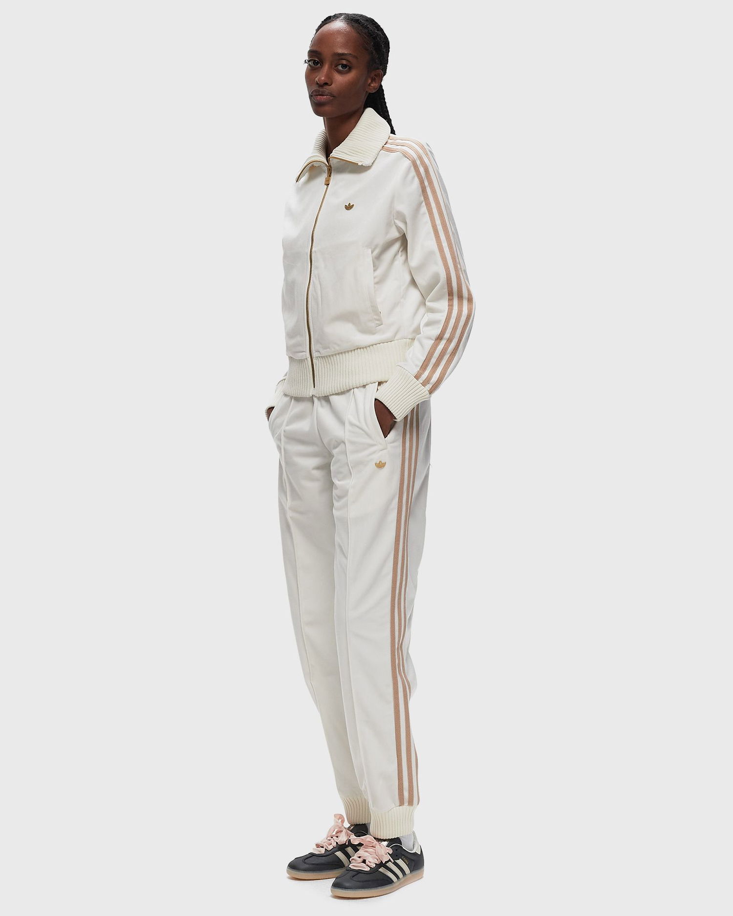 Tepláky adidas Originals VELVET TRACK PANTS Biela | IX0960, 1