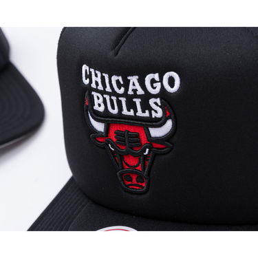 Šiltovka Mitchell & Ness Mitchell & Ness Chicago Bulls Hidden Trucker Snapback Čierna | HT11408-CBUBLCK, 5