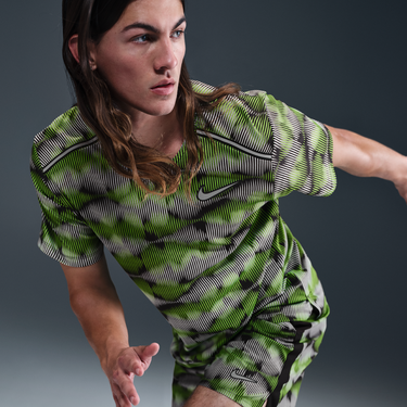 Tričko Nike Miler Short-Sleeve Running T-Shirt Zelené | IM2082-010, 4