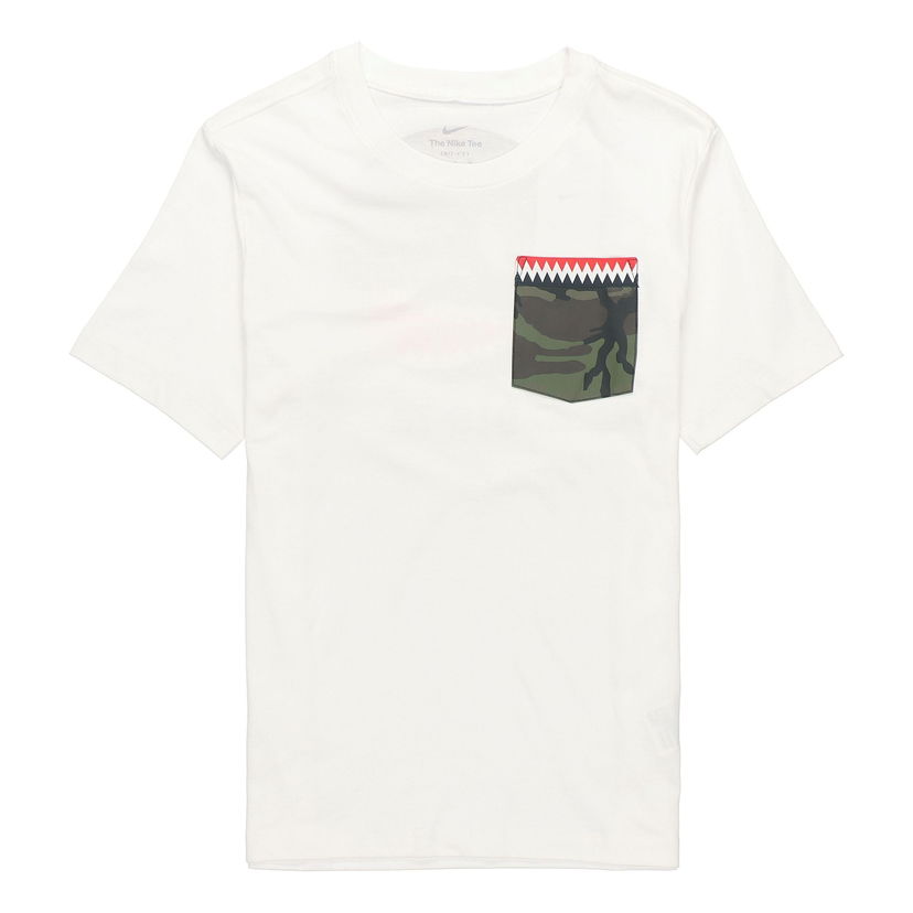 Tričko Nike Camouflage Pocket Graphic T-Shirt Biela | DV2072-100