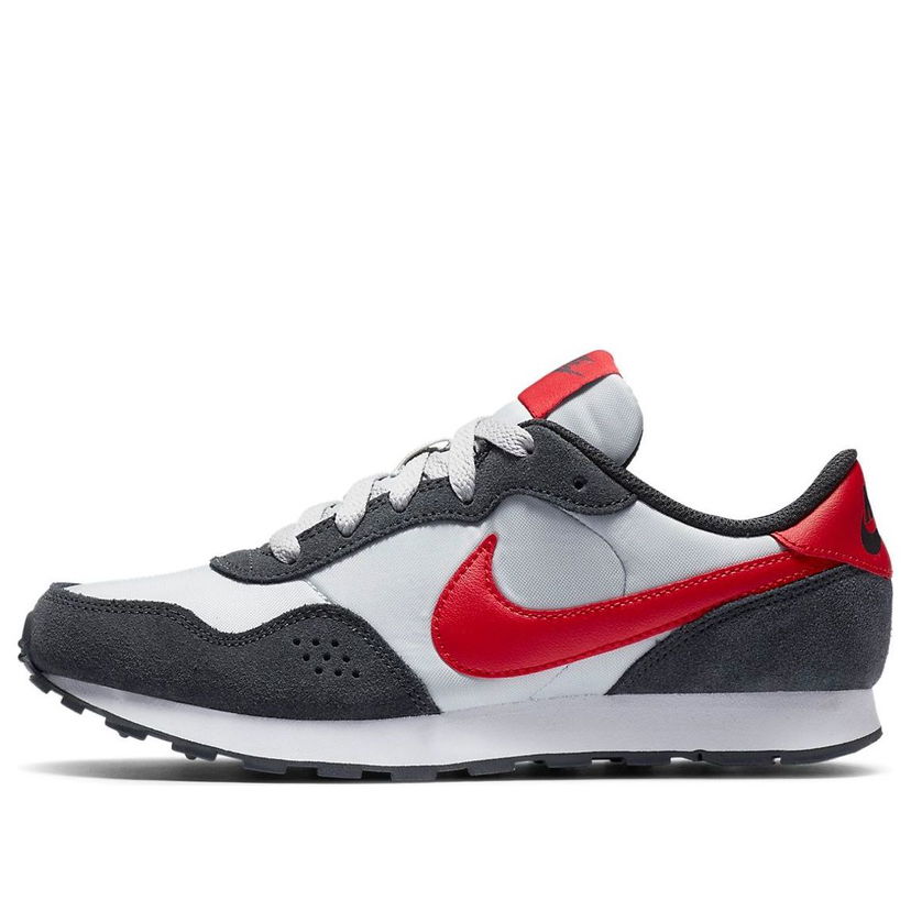 Tenisky a topánky Nike MD Valiant Šedá | CN8558-003