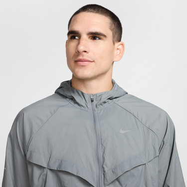 Vetrovka Nike Stride Repel UV Running Jacket Šedá | HV4548-084, 4