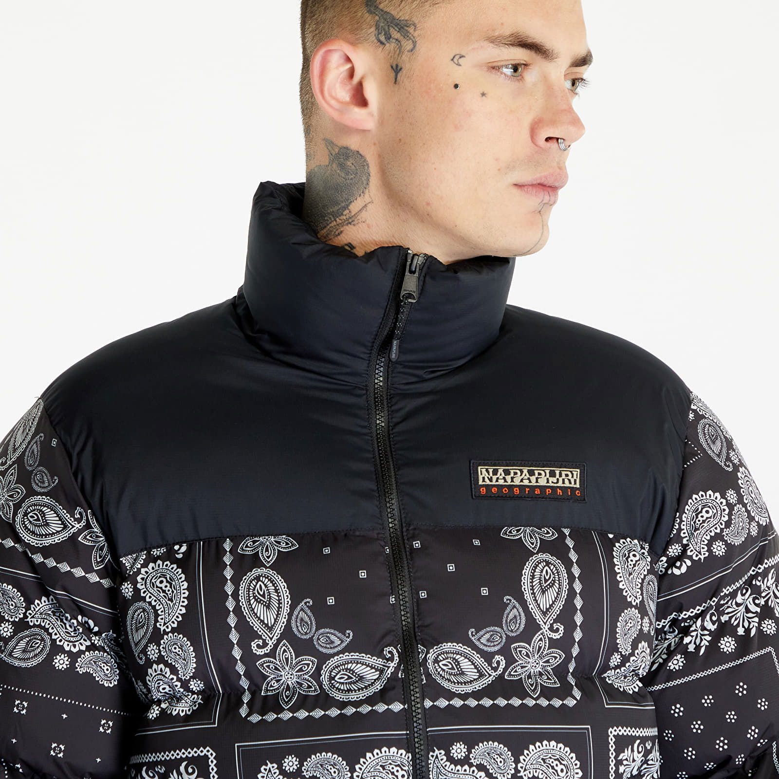 Holiday Puffer Jacket UNISEX Black