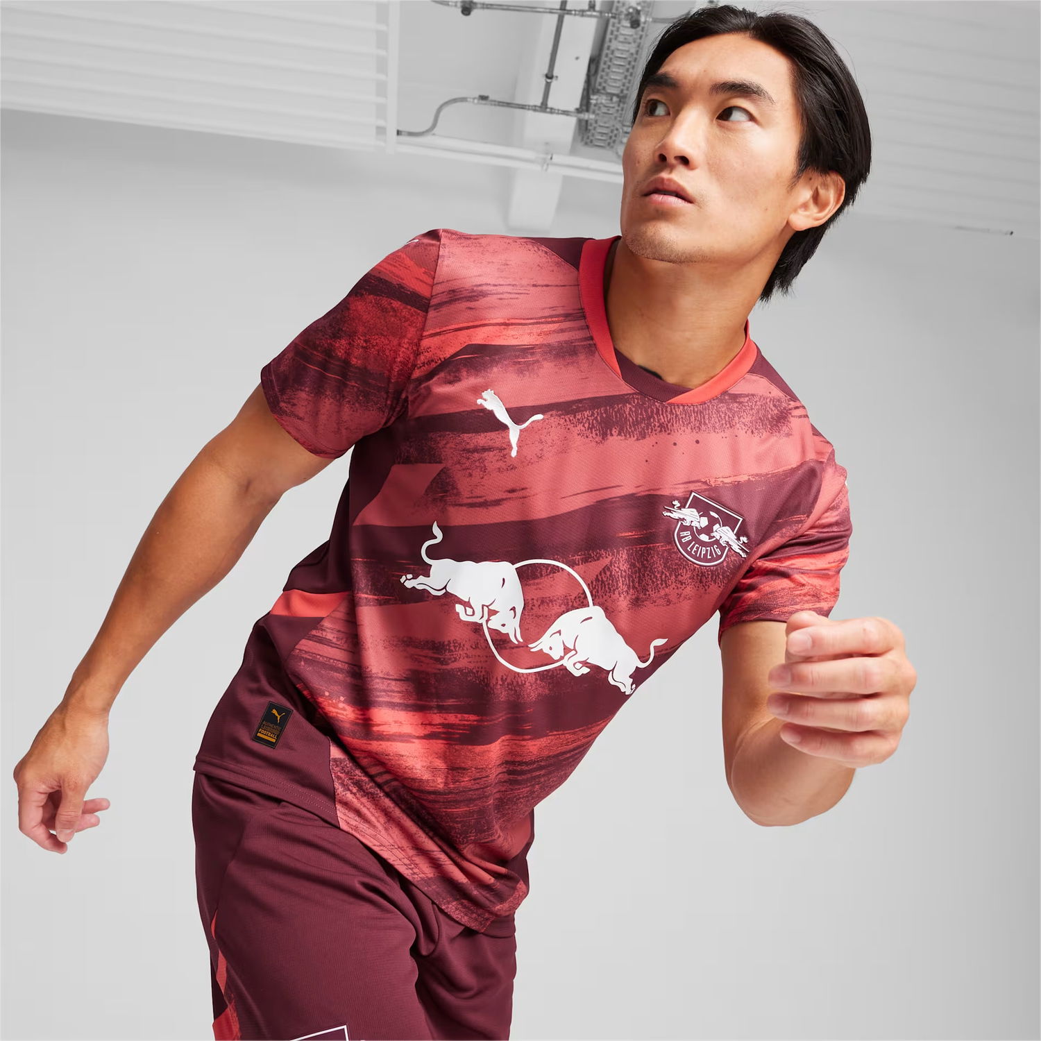 Dres Puma RB Leipzig Away Jersey Replica 2024/25 Vínová | 776458-02, 1
