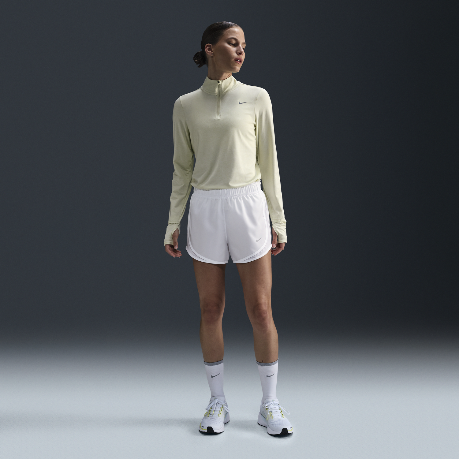 Šortky Nike Tempo Dri-FIT Mid-Rise Running Shorts with Liner Zelené | HM6096-100, 0