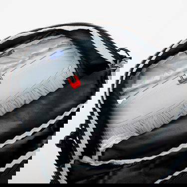 Batoh Osprey Hikelite 26 Backpack Black 26 l Čierna | 10004798, 3