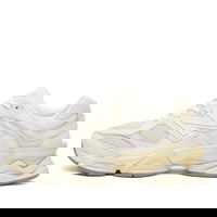 9060 Size UK 10