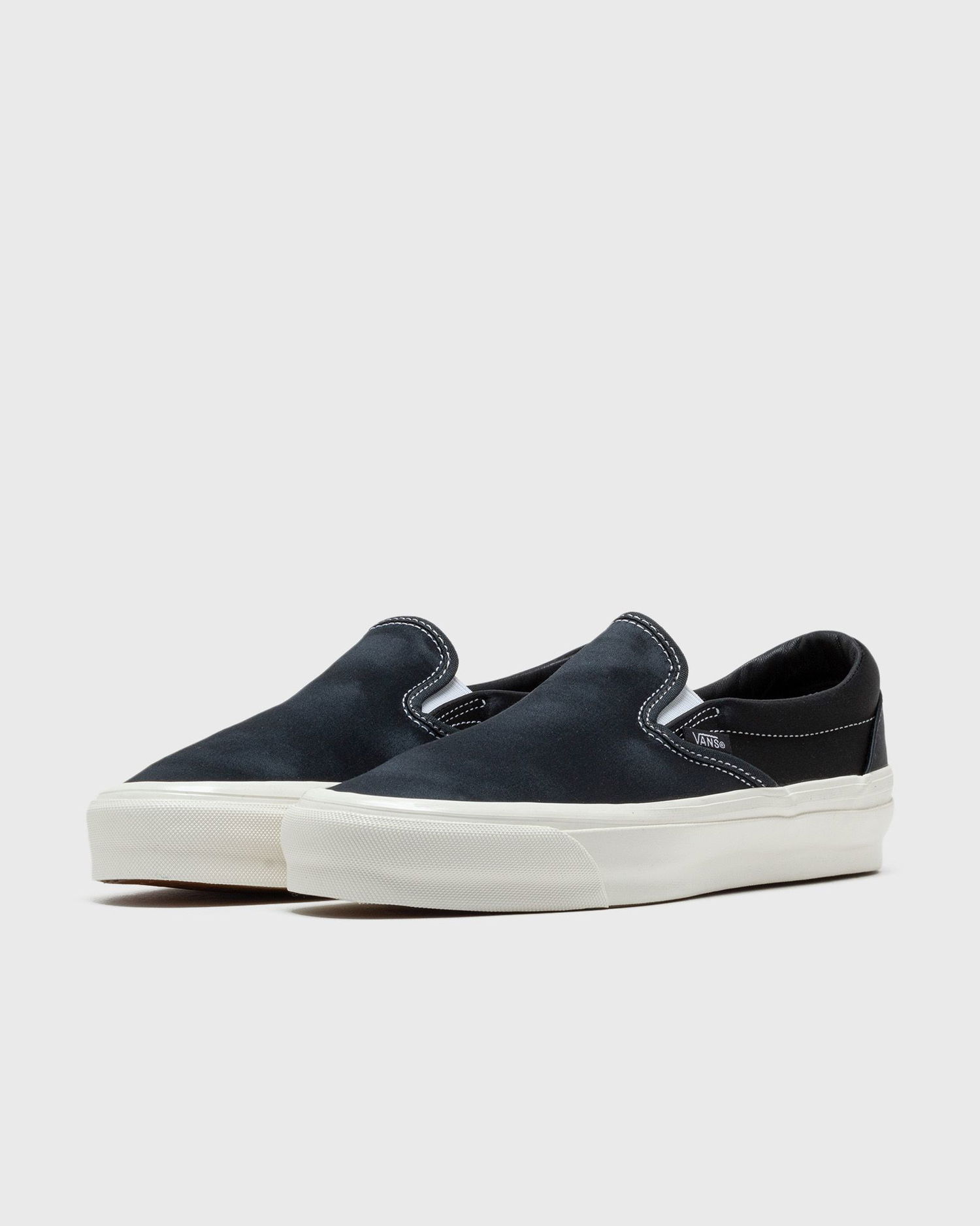 Tenisky a topánky Vans LX Slip-On Reissue 98 SATN Čierna | VN0007PJD6P1, 1
