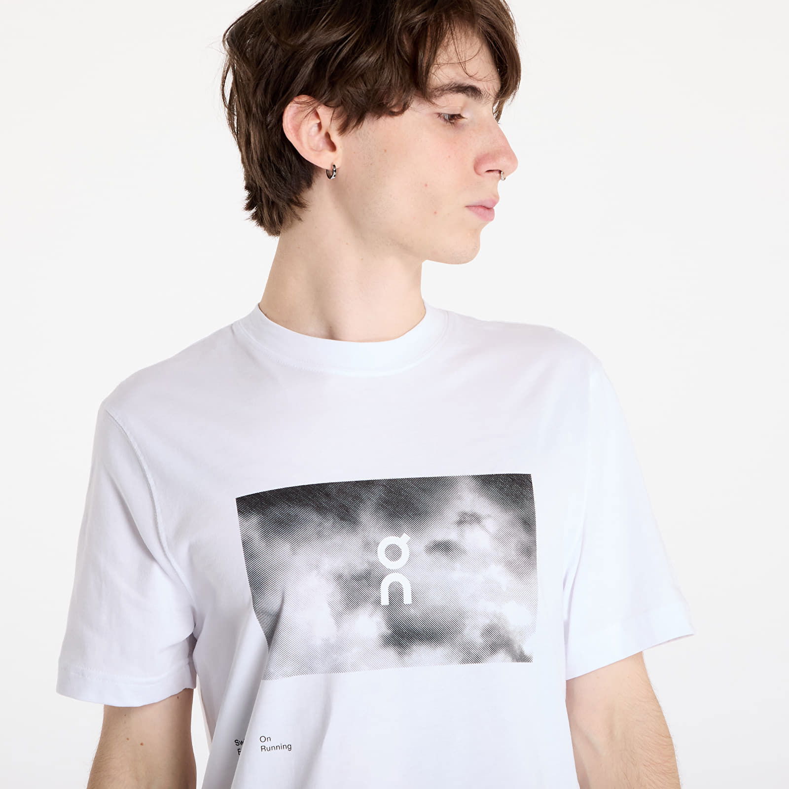 On Graphic T-Shirt Cloudlocker White S