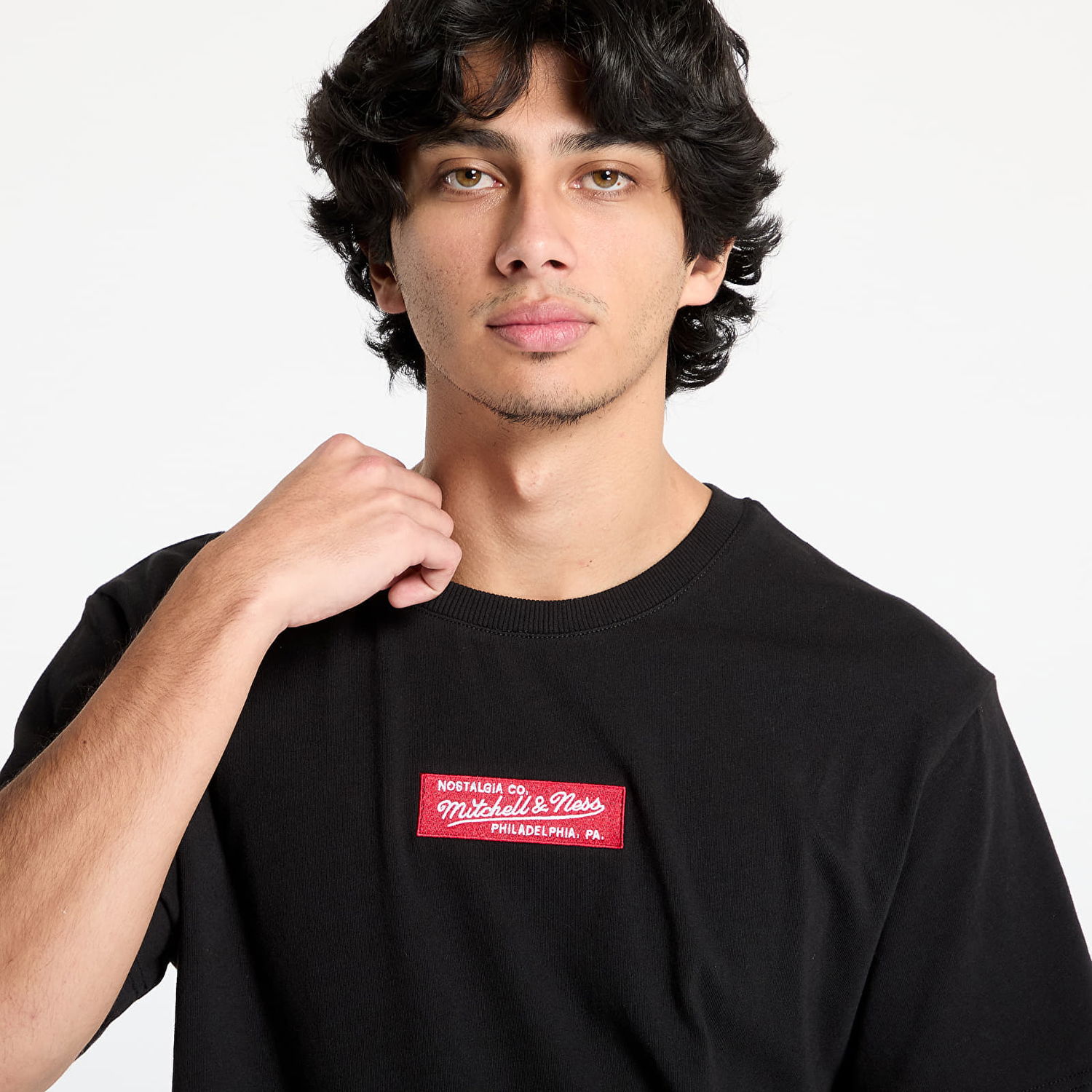 Tričko Mitchell & Ness Black Box Logo Graphic Tee Čierna | SSTE7826-MNNYYPPPBLCK, 1