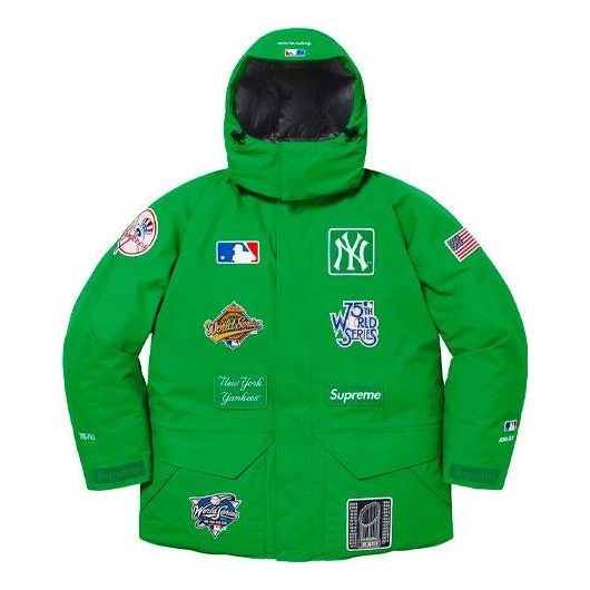Parka Supreme Yankees GORE-TEX 700 Down Jacket Zelené | SUP-FW21-384