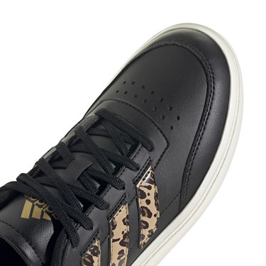 Tenisky a topánky adidas Performance Courtblock Čierna | IH0045, 1