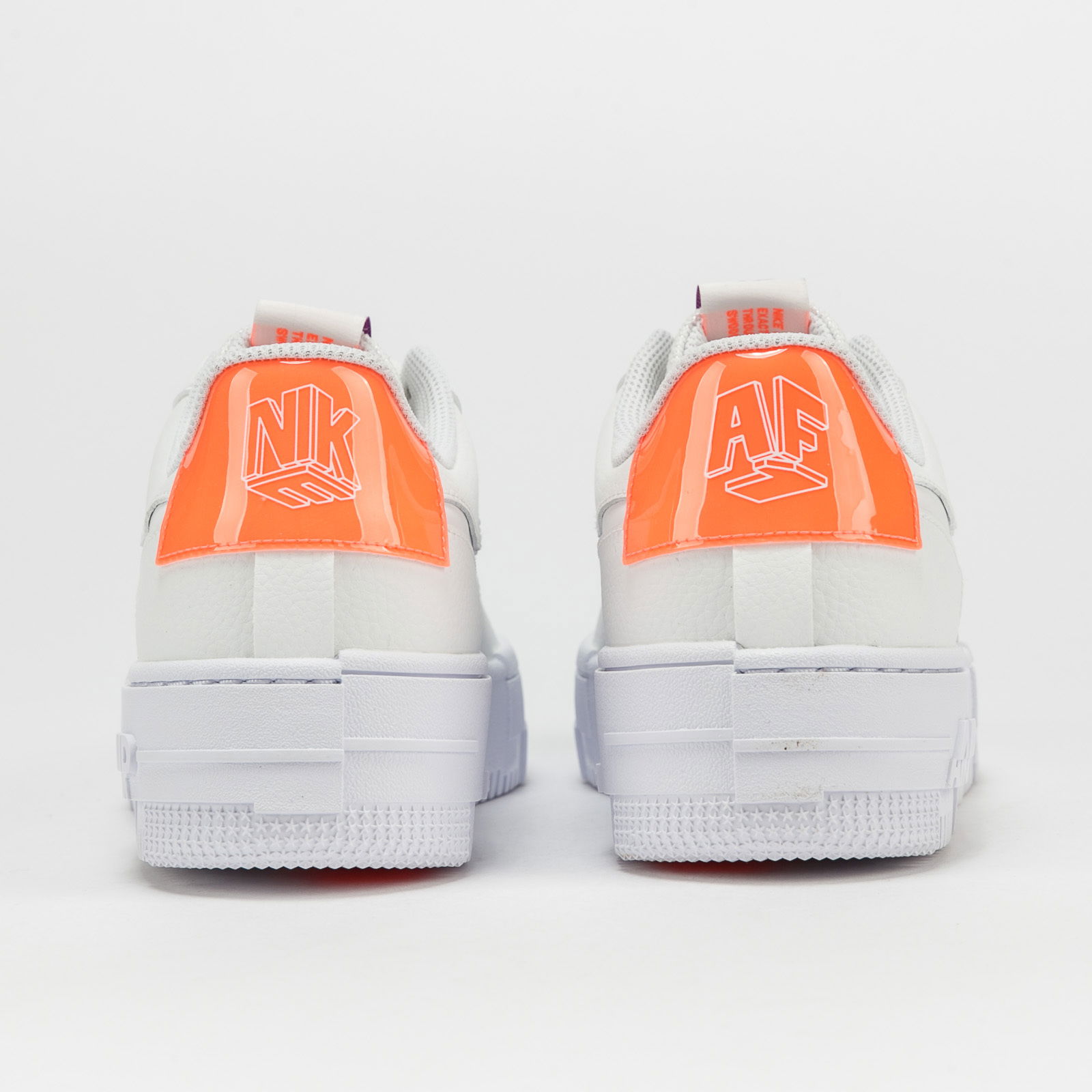 Air Force 1 Pixel W