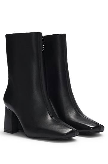 Oblečenie BOSS Leather Ankle Boots with Block Heel Čierna | 50531789