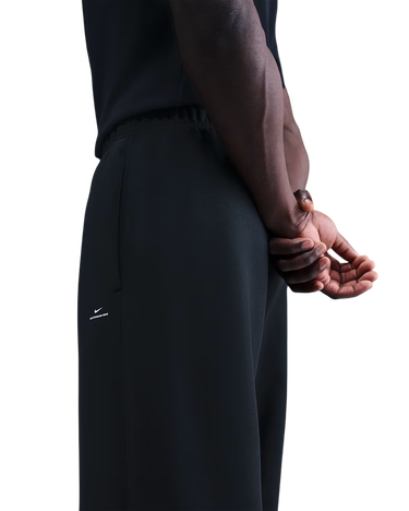 Tepláky Nike Therma-FIT Standard Issue Fleece Pant Čierna | im6333-010, 1