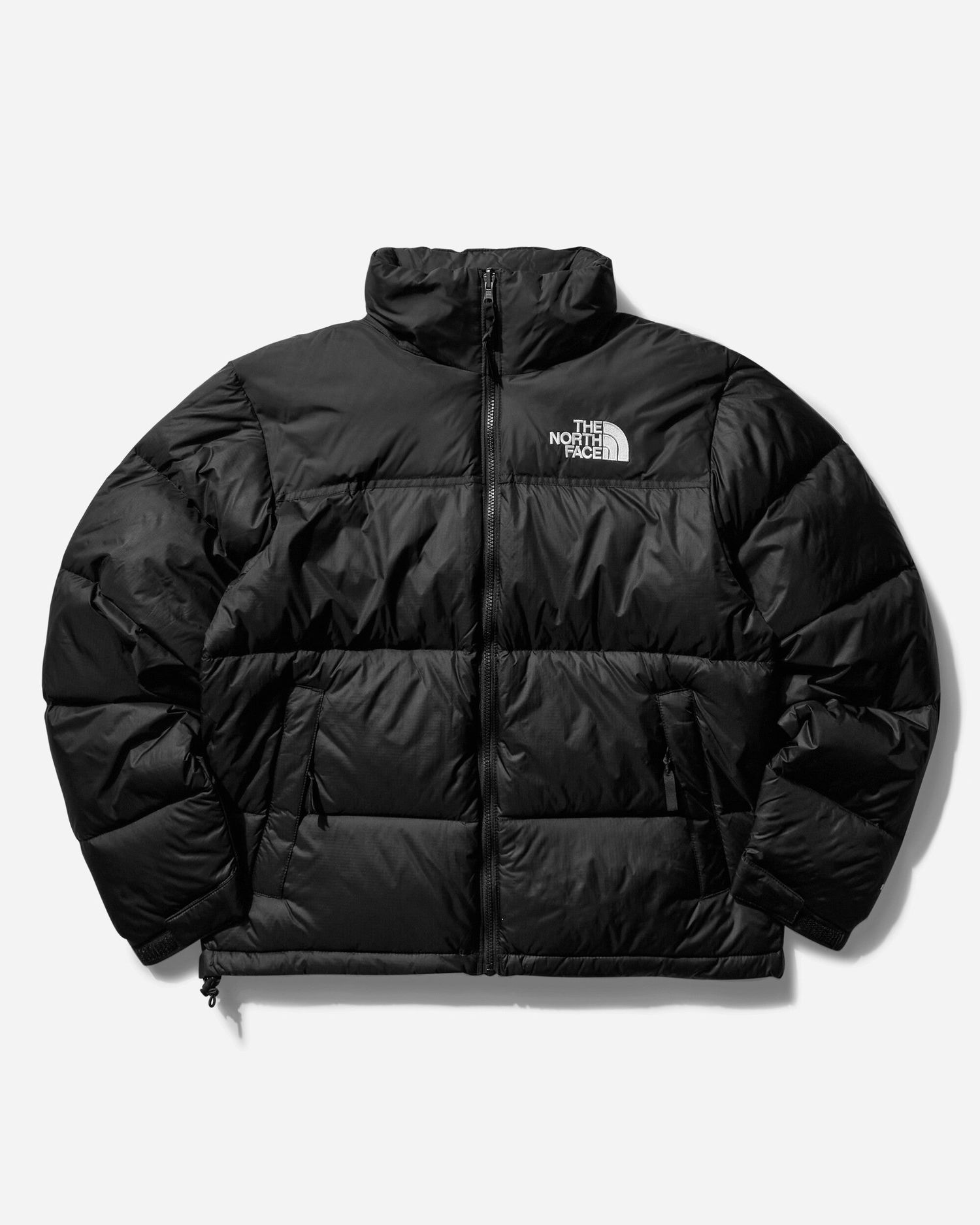 Bunda The North Face Men's 1996 Retro Nuptse Jacket in Recycled Tnf Black, Size Large | END. Clothing Čierna | NF0A3C8D4G3, 1