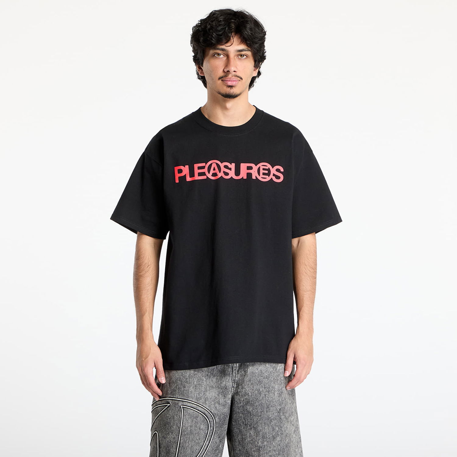 Tričko Pleasures PLEASURES Fanzine Graphic T-Shirt Čierna | P25SU054 BLACK, 0