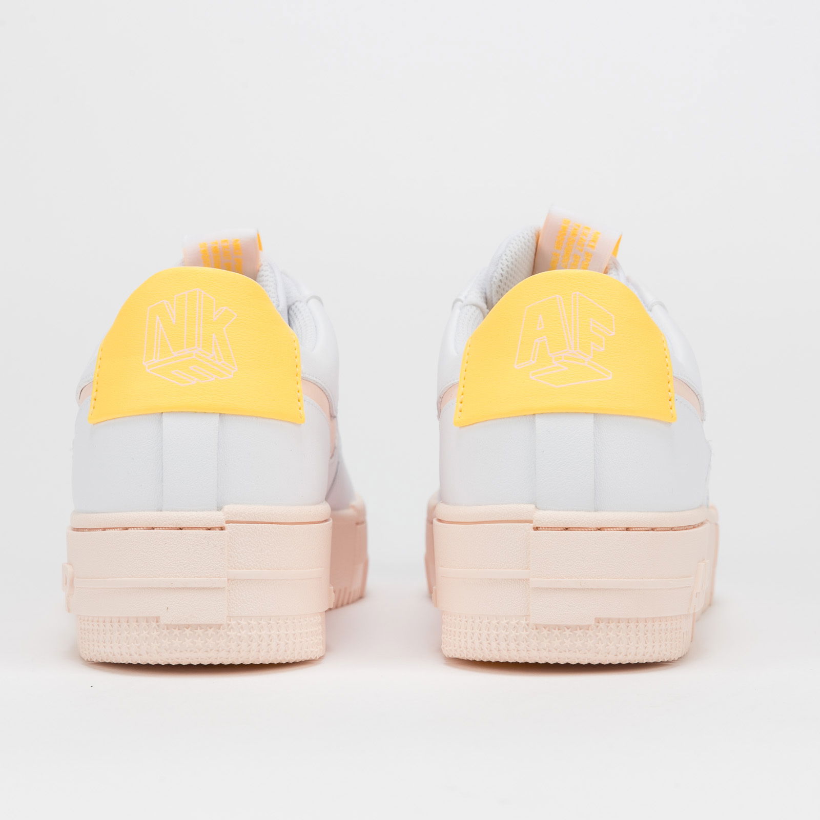 Air Force 1 Pixel W