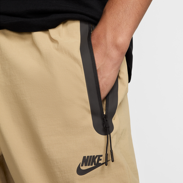 Nohavice Nike Tech Woven Overpants Béžová | HM8241-297, 2