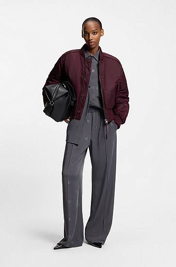 Bomber bunda BOSS Padded bomber jacket in water-repellent fabric with ruching Vínová | 50550687, 1