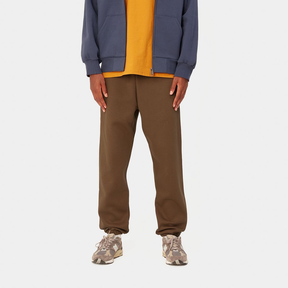 Tepláky Carhartt WIP Chase Sweat Pant "Tamarind / Gold" Hnedá | I028284_1R0_XX, 0