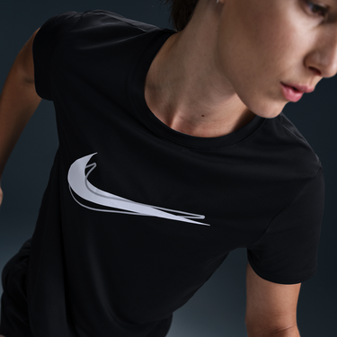 Tričko Nike Dri-FIT One Swoosh Short Sleeve Running T-Shirt Čierna | HJ2204-010, 4