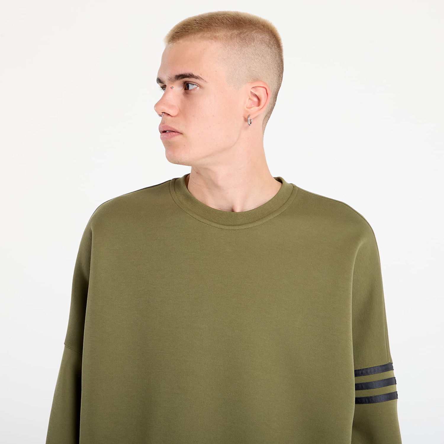 Mikina adidas Performance Neuclassics Oversized Crew Sweatshirt Zelené | JW7917, 1