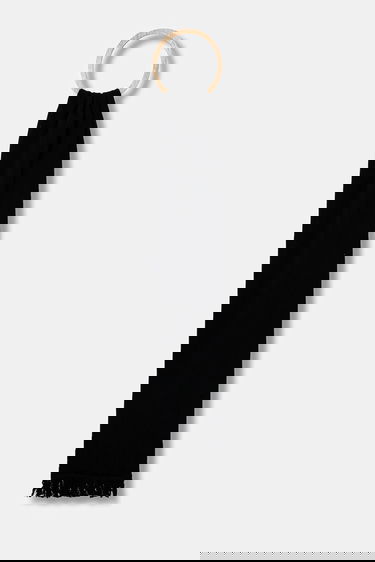 Šál Maison Margiela Knitted Scarf with Wooden Ring Čierna | SH2TE0004.M13168.900S, 0