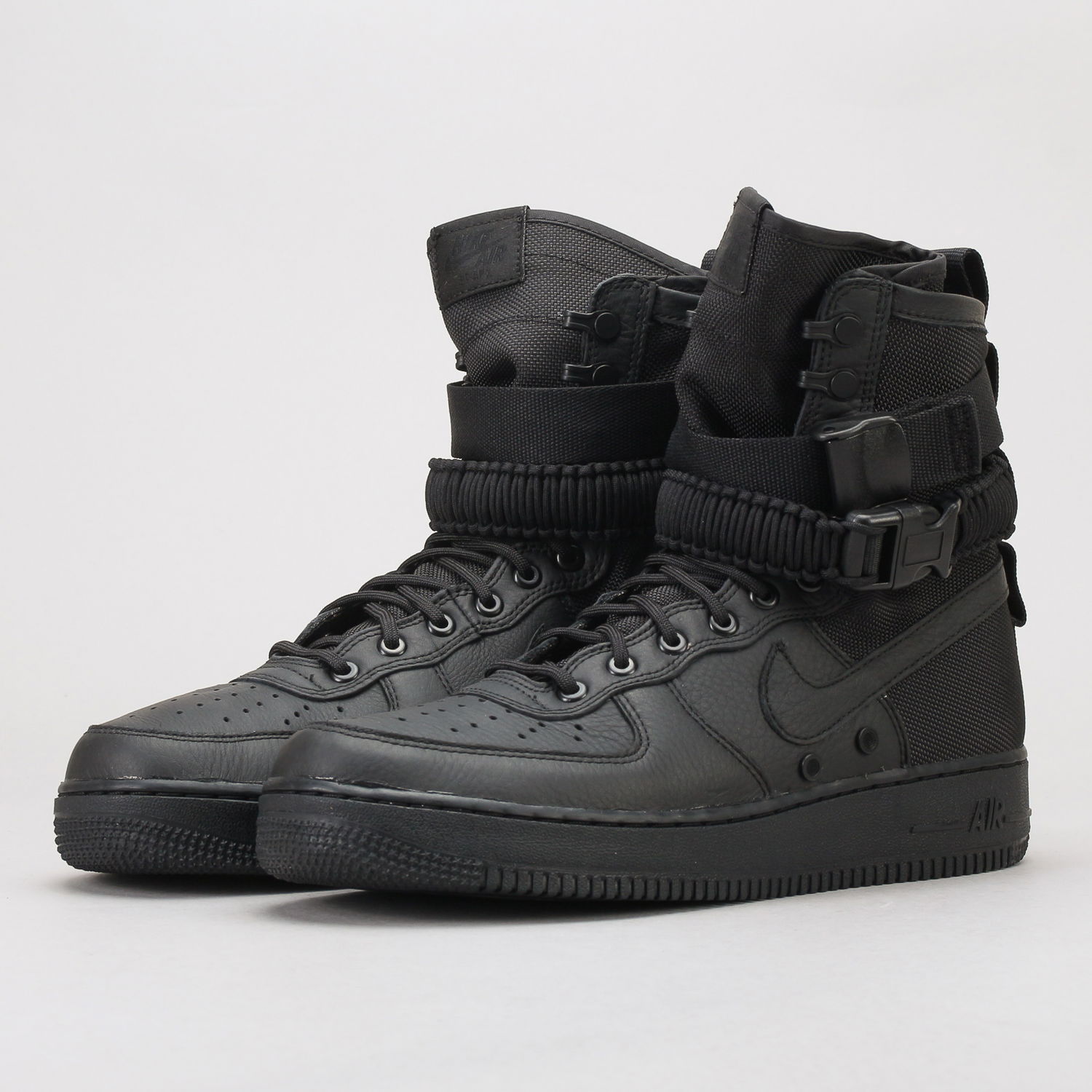Tenisky a topánky Nike SF Air Force 1 High ''Triple Black'' W Čierna | 857872-002, 1