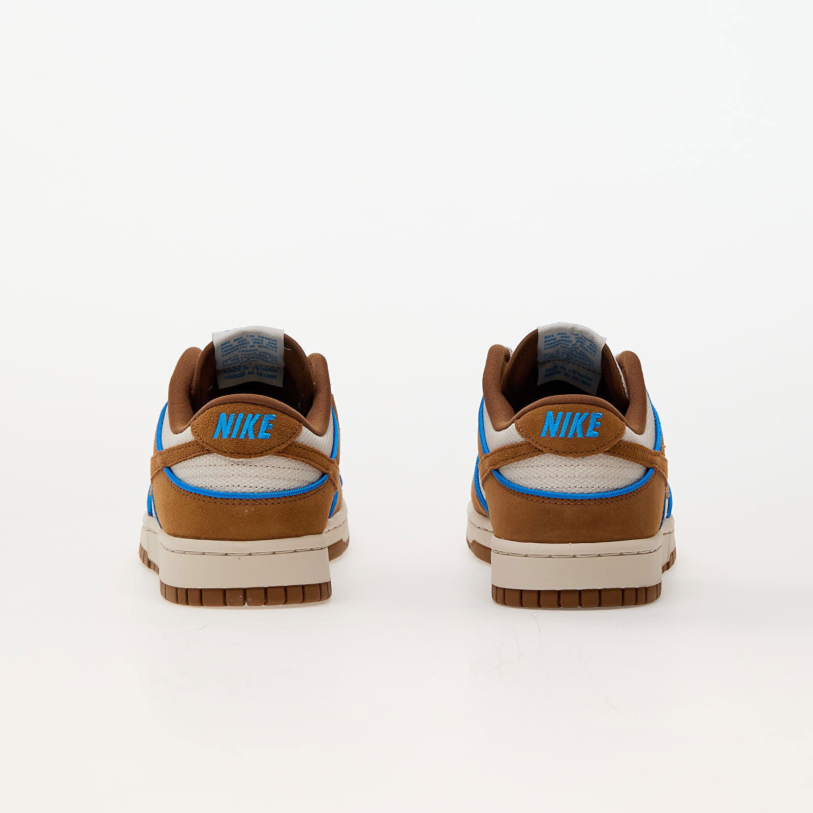 Dunk Low Retro PRM "Light British Tan"