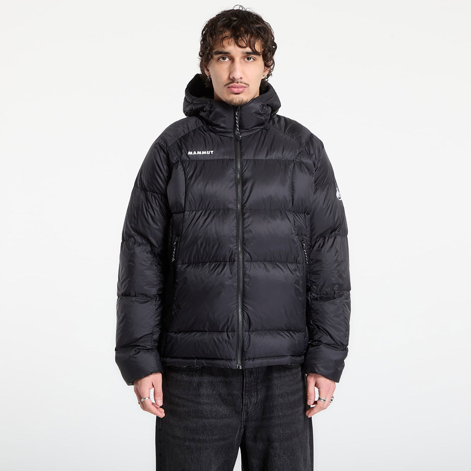 Prešívaná bunda Mammut Glacier Glow IN Hooded Jacket Čierna | 1013-03750 black, 0