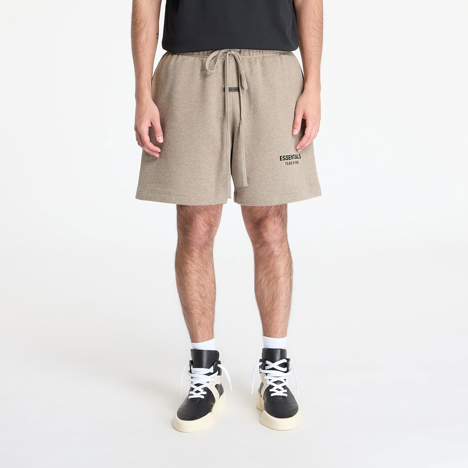 Šortky Fear of God Fear of God Essentials Soccer Fleece Shorts Béžová | 160AS252001F-985, 0