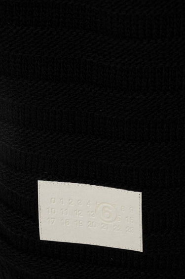 Šál Maison Margiela Wool Scarf With Applique Čierna | S52TE0054.M13040, 1
