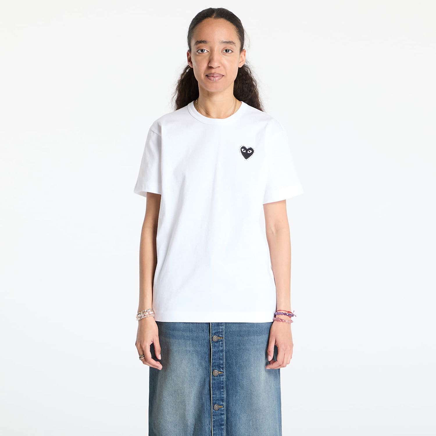 Tričko Comme des Garçons Comme des Garçons PLAY Emblem Rhinestone T-Shirt Biela | AX-T801 WHITExBLACK, 1