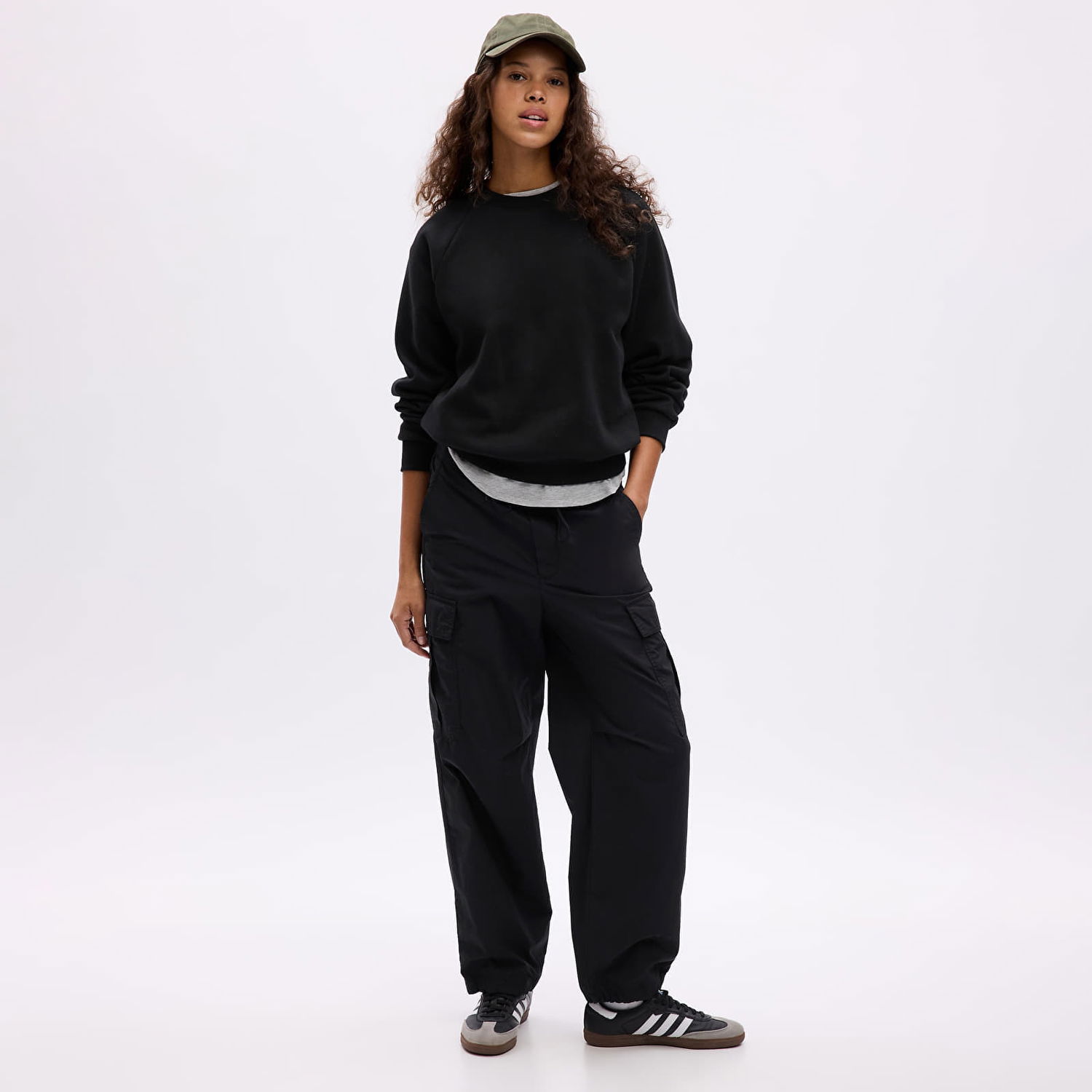 Mikina GAP Raglan Pullover Crewneck Logo Sweatshirt Black Čierna | 765585-19, 0