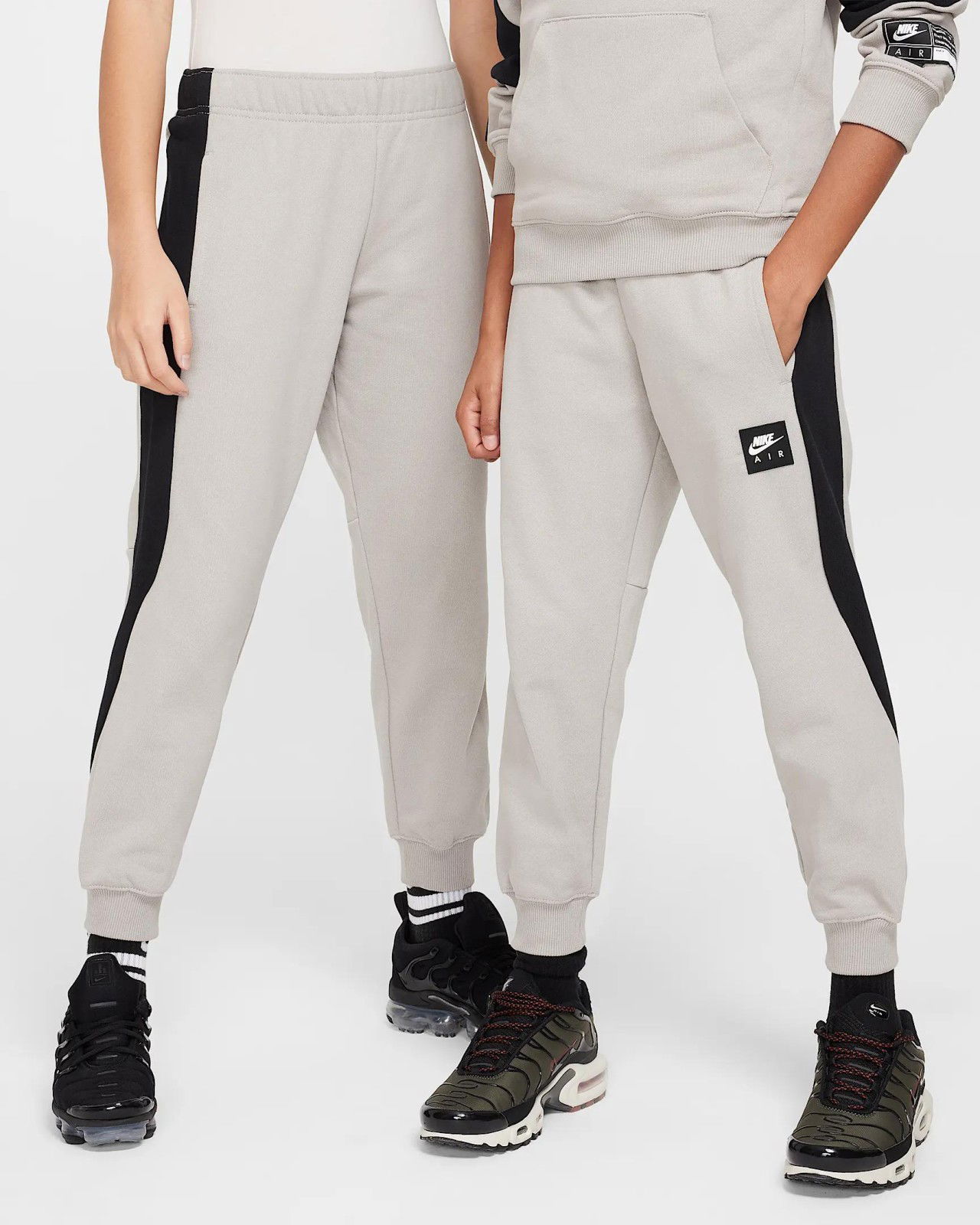 Tepláky Nike Air Fleece Joggers Šedá | HF8811-009, 0